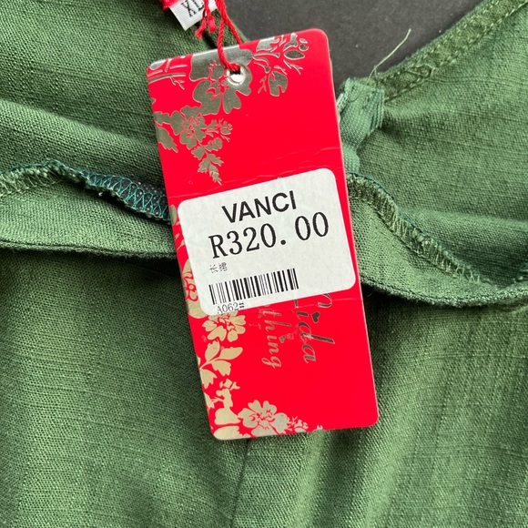 LA LIDA OLIVE GREEN XL JUMPER ZIPPER BACK POCKETS ONE PIECE JUMPER NWT - Picture 9 of 12